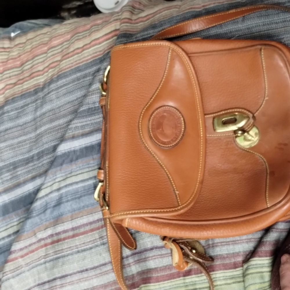 Dooney & Bourke purse brown